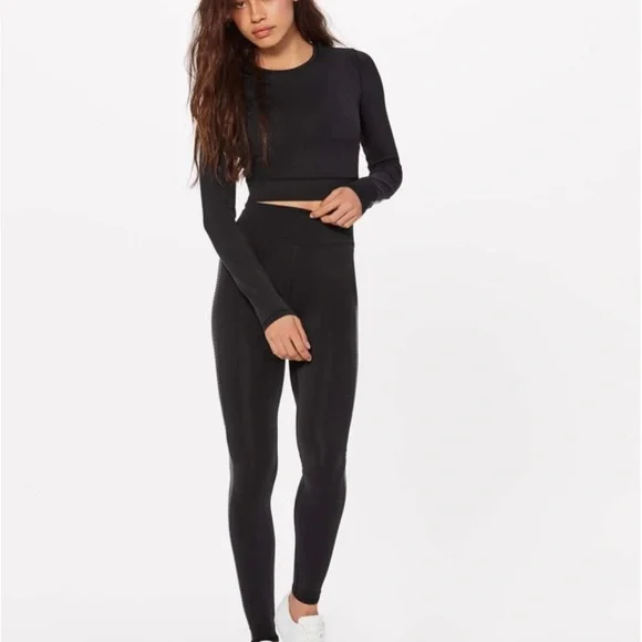 Lululemon Plank to Pike Long Sleeve - Picture 2 of 12